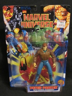 Toybiz Marvel Universe 1997 5" Peter Parker con cámara figura sellada sin usar, en caja GD05 Foto 1 de 4