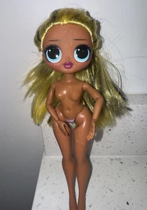 LOL Surprise Dolls OMG DOLL Alt Girl Big Sis Naked Gebraucht - Bild 1 von 11