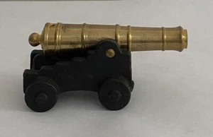 Vintage Cast Iron & Brass Toy Replica Cannon Market U.S. 8/80 - Picture 1 of 8