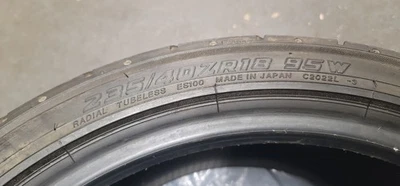 Neumático radial tubeless Yokohama ES100 285/40ZR18 85W ES100, hecho en Japón Foto 1 de 4