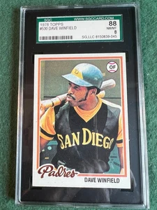 1978 # 530 Dave Winfield SGC 88 = PSA 8 SD Padres - Imagen 1 de 1