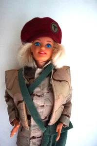 Stars and Stripes Barbie Doll 1992 U.S. Army - Picture 1 of 4