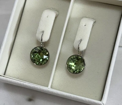 AUTÉNTICOS, verdes, pendientes colgantes Swarovski Bella. Nunca usado.(LEER DESCRIPCIÓN) Foto 1 de 4