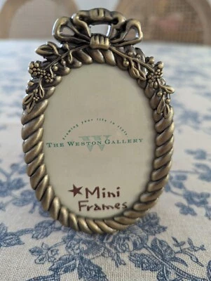 Cuerda The Weston Gallery marco de fotos de latón ovalado casa de campo núcleo granja Foto 1 de 3