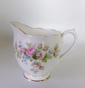 ROYAL ALBERT MOSS ROSE 100mm HIGH GREAT CONDITION - Picture 1 of 2