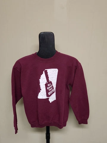 Gildan Heavy Blend Youth XL All About That State Mississippi Cowbell Sweatshirt Cover
