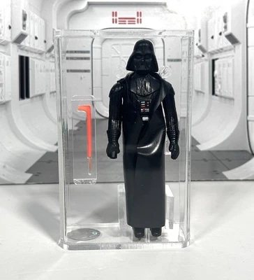 STAR WARS KENNER 1977 DARTH VADER HK BONECO CLASSIFICADO AFA 75+ VINTAGE - Imagem 1 de 3