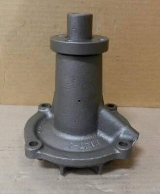 Dodge Truck C D T 1957-59 2-3/4 3 3-1/2 toneladas 331 354 bomba de agua reconstruida 1434437 Foto 1 de 4