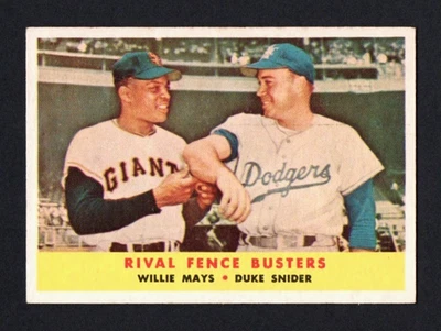 1958 Topps Rival Fence Busters Willie Mays - Duke Snider #436 Excelente Foto 1 de 2