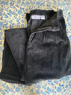 Pantalón de pana vintage para mujer talla 8 negro con puños plisado oscuro Academia Foto 1 de 3