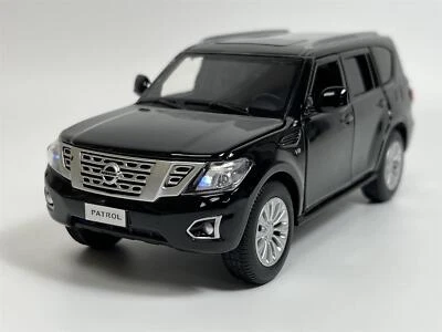 Nissan Patrol Y62 Nero LHD 1:32 Scala Tayumo 32115014 - Immagine 1 di 4