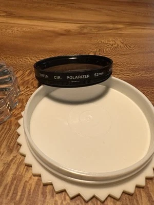 Tiffen CIR. Polarizer 52mm Genuine Glass Filter Circular Lens Japan in Case - Image 1 of 3