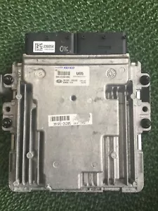 B75 ECU HYUNDAI KIA 39100-2U205 9001230014kl SIM2K-510 - Picture 1 of 2