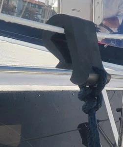 RUBBER-IT  a Boat Fender holder, fender clip ,boat rail Hanger that Last 4 pack - Foto 1 di 12