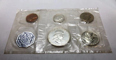 1961 Philadelphia Mint 5 Coin Set..Unopened Sleeve .Excellent Cond.. - Image 1 of 4