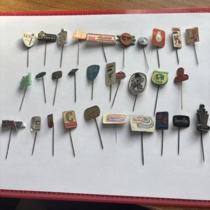 30 Mixed International Advertising Badges. - Picture 1 of 1
