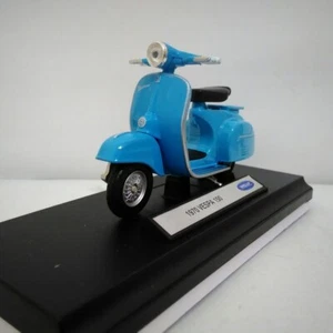 Classic 1970 Vespa 150 Motorcycle Diecast Miniature Toy Gift Blur For Gift - Picture 1 of 6