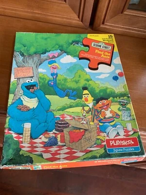 Rompecabezas raro vintage 1983 Plaza Sésamo Find The Ants Playskool en caja Foto 1 de 3