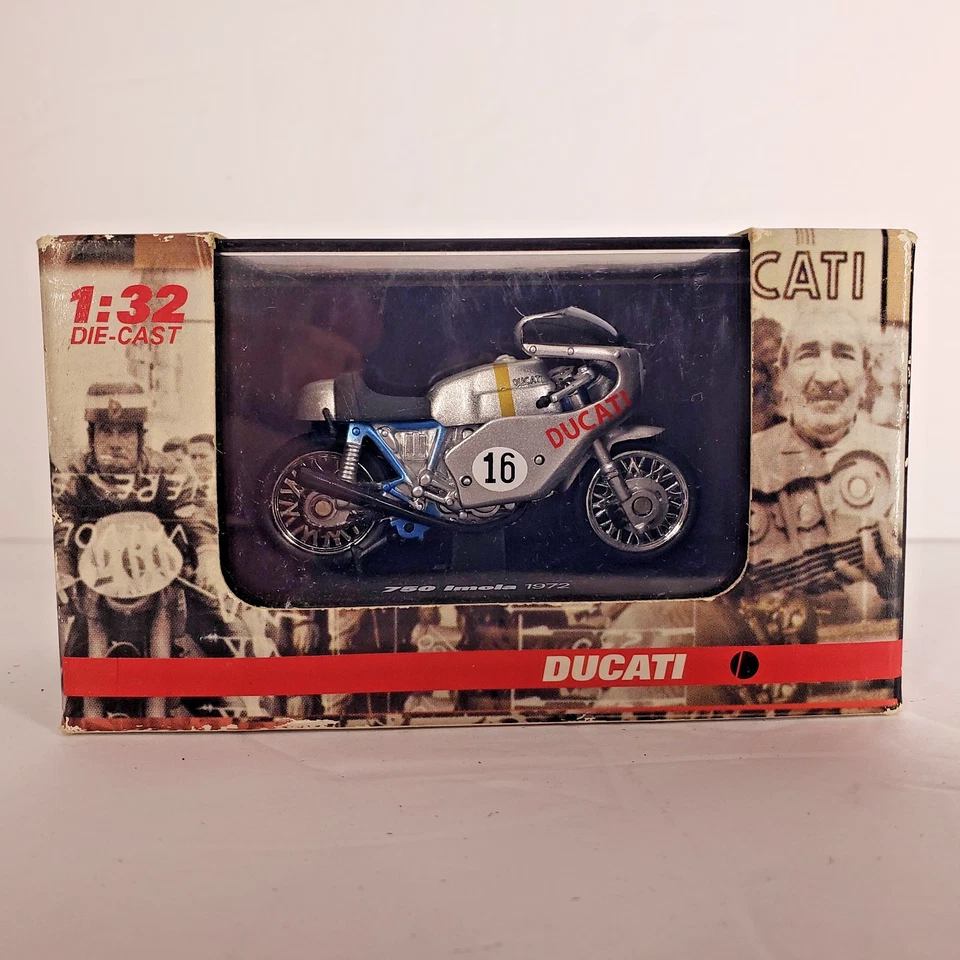 New-Ray 1975 Ducati 900 SS Motorcycle 1 32 Scale
