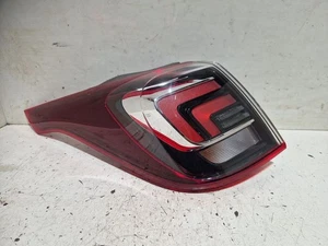 HECKLEUCHTEN SET HINTEN LINKS OPEL CROSSLAND (X) 39137519 / 13467976 - Bild 1 von 3