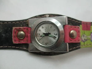 Reloj Pulsera Bobbypin por Jeffrey Fulvimari Colorido Hebilla Banda Tono Plateado Cara - Imagen 1 de 12