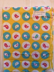 Tela de franela suave acogedora AMARILLA con pollitos bebé 56" por 42" de ancho - Imagen 1 de 1