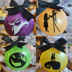 JACK SKELLINGTON NIGHTMARE BEFORE CHRISTMAS ORNAMENTS HANDMADE GLITTER SET OF 4 - Picture 1 of 5