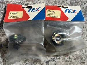 NEW (2) TEX E99997 Single Pole-Plastic Bulb Holder w. Ground - Picture 1 of 2