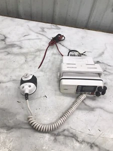 96 Regal Commodore 272 Boat Uniden Solara DSC Marine transceiver radio - Picture 1 of 11