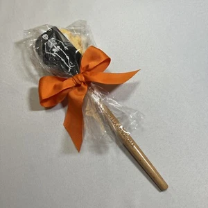 William Sonoma Halloween Skeleton Spatula And 6 Pop Up Pumpkin Sponges NWT - Picture 1 of 5