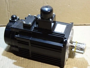 YASKAWA Servo MOTOR SGMSV-10A3A6C 1 Pcs #SV1362# - Picture 1 of 9