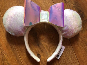 Disney Minnie Mouse Headband From Shanghai Disney Resort Rare (In Bx 39) - Picture 1 of 10