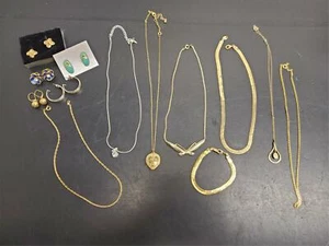 Vintage Avon Jewelry Collection Including Bracelet, Necklaces, Earrings Gorgeous - Picture 1 of 12