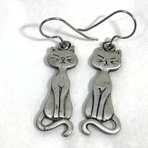Vintage Signed Chelsea Pewter Siamese Cat Earrings Dangle MCM 1.25" - Picture 1 of 8