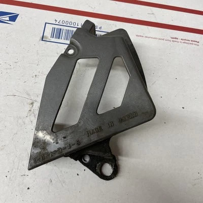 Cubierta de piñón de cadena de transmisión izquierda Yamaha XT600 1991 Foto 1 de 4