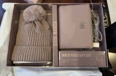 New-Steve Madden 2 Piece Gift Set Chunky Knit Hat And Crossbody Purse Mauve - Image 1 of 4