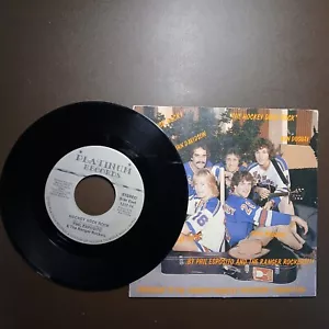 PHIL ESPOSITO NY RANGER ROCKERS DIONNE PUCKTONES Hockey Sock Rock 45 Record HEAR - Foto 1 di 13