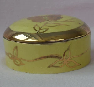 V BAXTER ROUND TRINKET BOX - YELLOW WITH DULL GOLDEN BUTTERFLY LOOSE LID - Picture 1 of 6