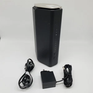 Router NETGEAR Nighthawk WiFi 7 (BE17000) - Imagen 1 de 5
