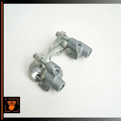 Braçadeira de guidão Harley Electra Glide 2010 com riser 56151-88B fabricante de equipamento original - Imagem 1 de 4