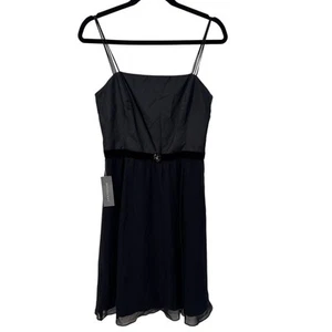 Ann Taylor 100 % Seide schwarz ärmellos Brosche Taille Cocktailkleid Größe 4 Neu mit Etikett - Bild 1 von 6