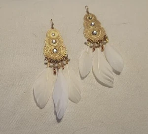 Boho White Feather/Gold Filigree Color 3.5 in Drop Hook Earrings - Picture 1 of 1