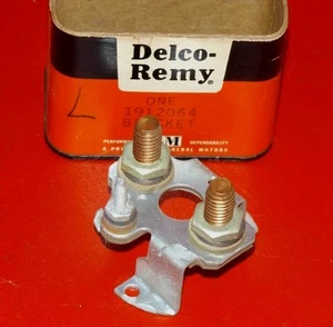 NOS 1940-1950s? GMC 350FF F350 Truck starter solenoid terminal bracket \ 1912064 - Picture 1 of 12