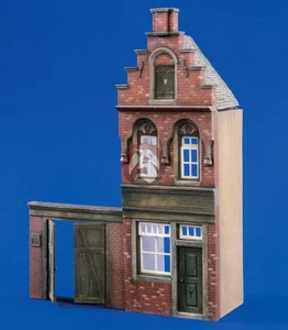 Verlinden 1/35 Facciata Edificio Città Vecchia n.1 Sezione Frontale con Ingresso Laterale 1624 - Foto 1 di 1