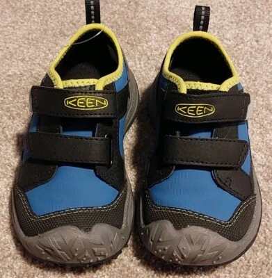 ¡Nuevo! Zapatos Keen Speed Hound para niños talla 8 negros y azules Foto 1 de 4