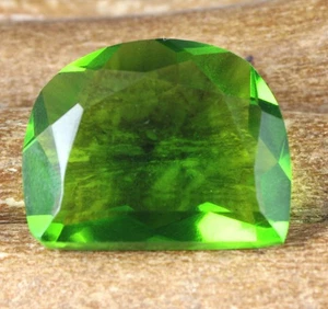 Brasilianischer olivgrüner Peridot 44,35 Karat ausgefallener loser Edelstein zertifiziert T8818 - Bild 1 von 7
