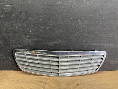 Parrilla superior delantera Mercedes Benz Clase E 2003 a 2006 R5390 DG Foto 1 de 4