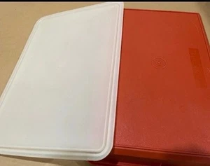 Vintage Tupperware Bacon Deli Meat Keeper 794-8 Paprika Rust, With Lid 795-10 - Picture 1 of 2