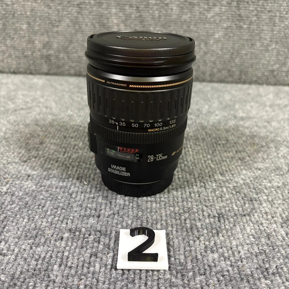 Canon EF 28-135mm f/3.5-5.6 IS USM Lens Image Stabilizer Excellent w/ caps - Image 1 of 4