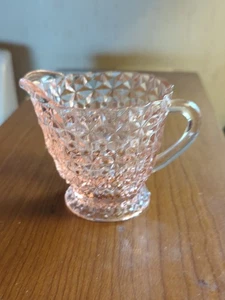 Crema de vidrio vintage Jeanette rosa depresión de aproximadamente 3,5" pulgadas de alto  - Imagen 1 de 8